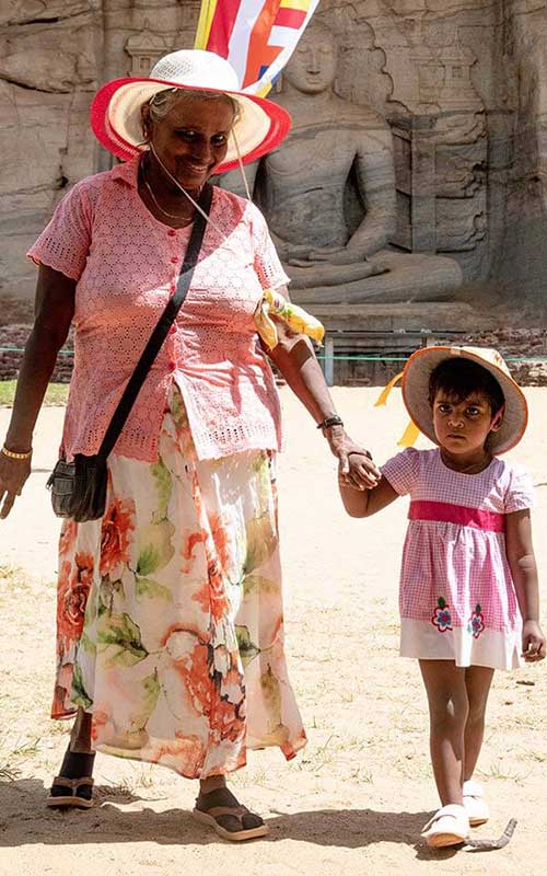 Travel Sri Lanka - Local people