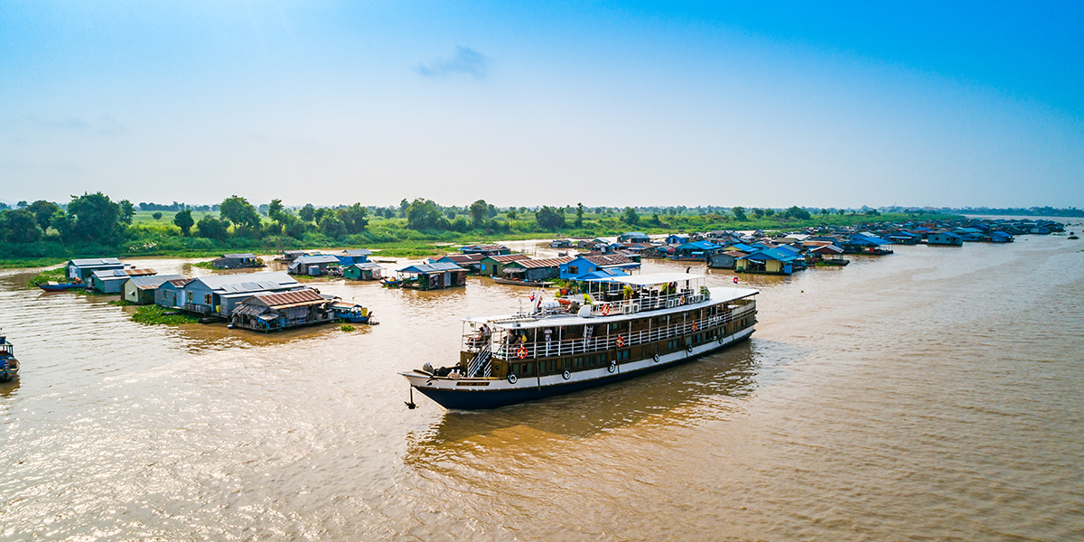 Mekong bike & boat trip
