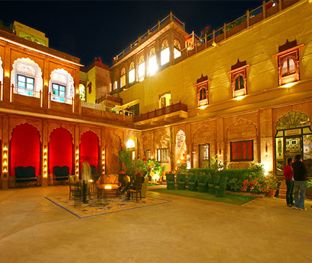 India Pal Haveli Hotel