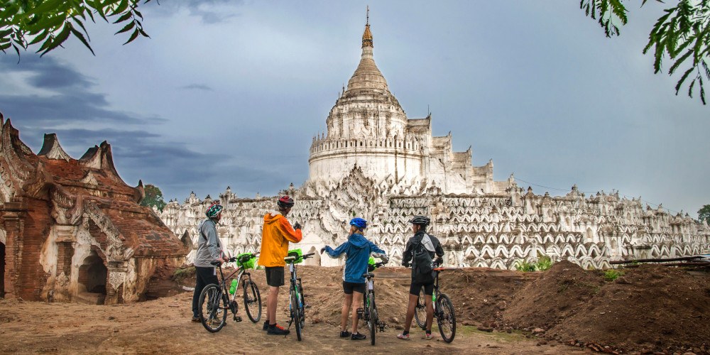 Cycling tour in Myanmar