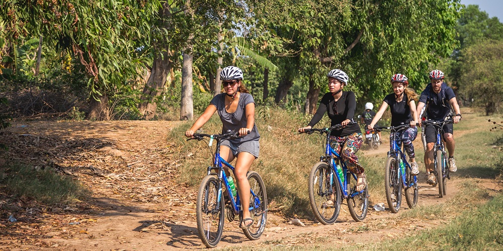 Cycling tour in Cambodia