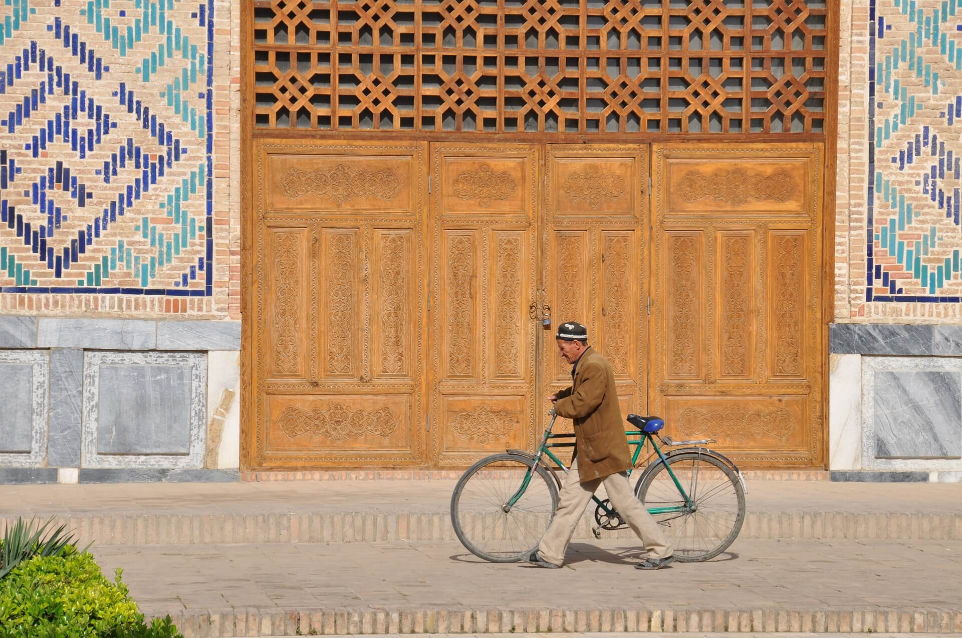 Uzbekistan man with bike